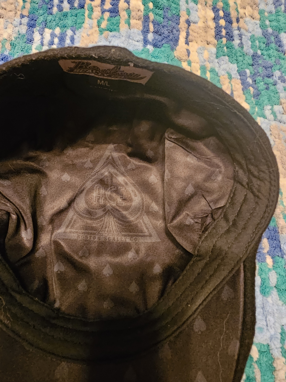 Boston Scally Hat with Subtle Spade Print. (The Ace Of Spade) Black